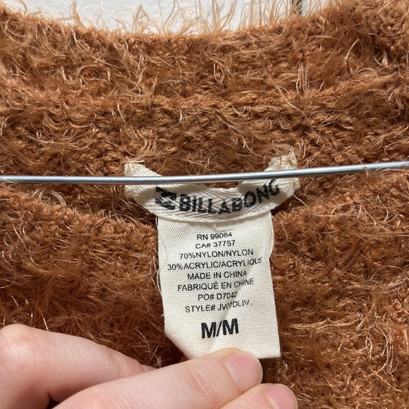 Billabong fuzzy sweater - Picture 2 of 6